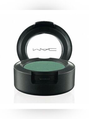 MAC Cosmetics Eyeshadow Single - One Off
